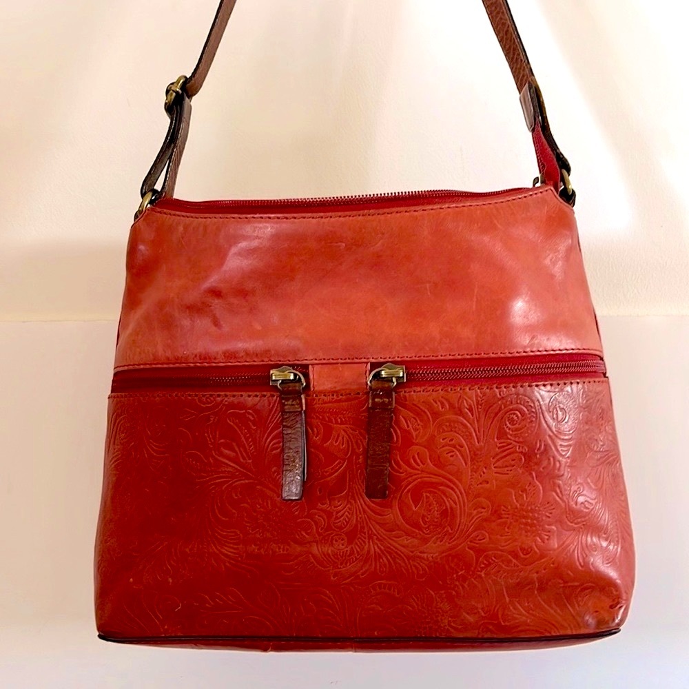 COLORADO USA. Genuine Leather, Shoulder Bag in Terracotta Colour - Picture 1 of 7